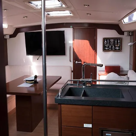 Hotel en barco Sailyachtvenice Venecia