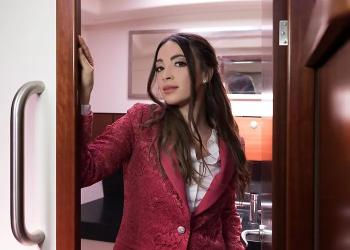 Πλωτό κατάλυμα Yachtvenice Sailing Excursion Included *