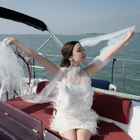 Hop Aboard! Sailing Excursion Included In Βενετία