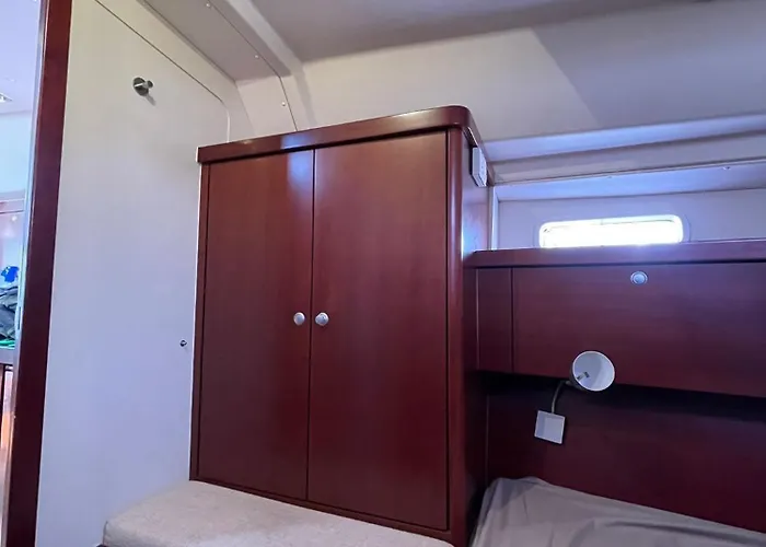 Yachtvenice Sailing Excursion Included Bateau-hôtel