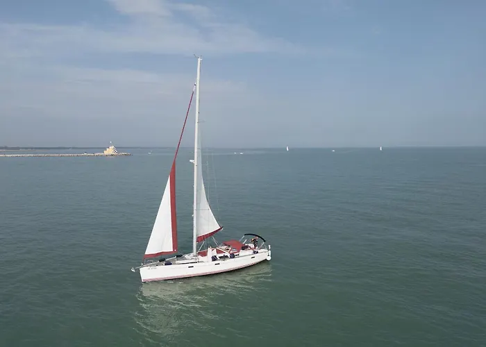 Yachtvenice Sailing Excursion Included Botel